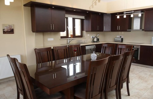 Theletra Villa | Starlit Villa