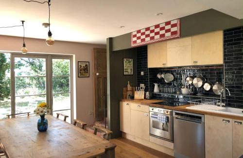 Upper Dicker House | Starnash Farmhouse Holiday Home