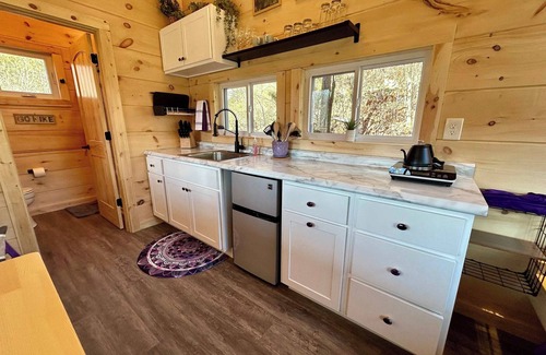 Stanton Cabin | Starry Night | Hot Tub | Brand New