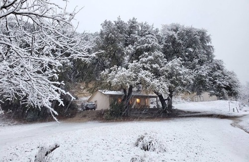 Leakey House | Starry Starry Night Cottage