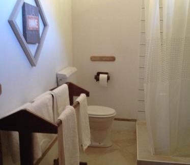 Oranjestad Cabin | Statia Lodge