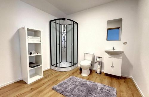 Ransart Apartment | Station 82 C Charleroi-Airport