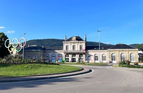 Remiremont Apartment | Station apartment. Whole house: Remiremont, France