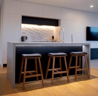 Lake Tekapo House | Station Bay Lodges - Station View