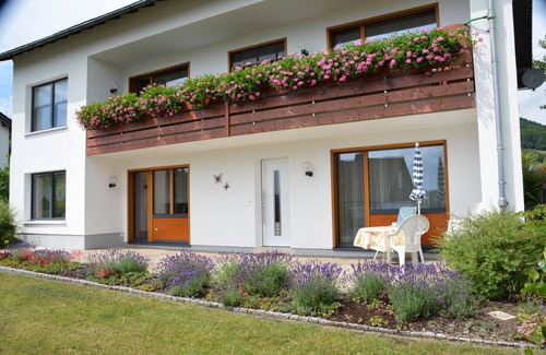 Duedinghausen Apartment | Stay 14 days - pay 13 days! vacation apartment in a small adventure village in the Sauerland