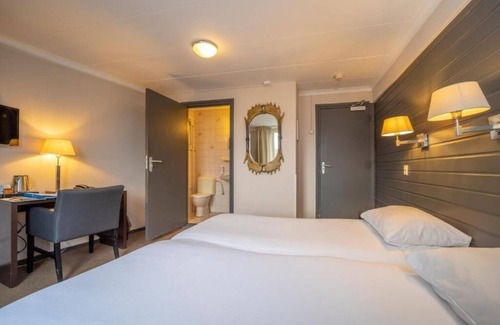 Geulhem Hotel | Stay Close to Nature in Relaxing Room Near Gemeentegrot Valkenburg