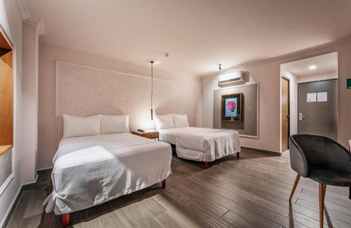 Centro Hotel | Stay, Explore, Relax – Three Stay Double Room Perfect Base for Mérida Fun