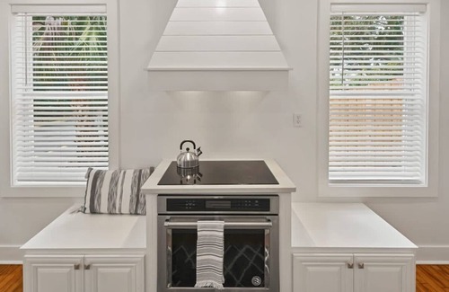 St. Augustine House | Stay in A Castle In St. Augustine, Hot Tub, Fireplace