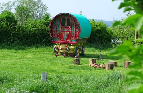 Somerton Cabin | Stay in a traditional Gypsy Caravan close to Glastonbury in a private orchard
