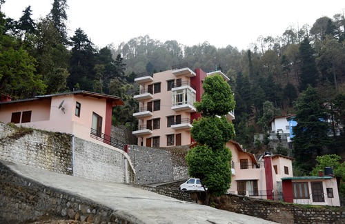 Shyamkhet Apartment | Stay in Luxury Apartment & Cottage In Bhowali Nainital