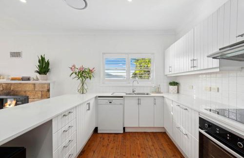 Burrundulla House | Stay in Mudgee The Grove, The Church, And Premium Private Homestead