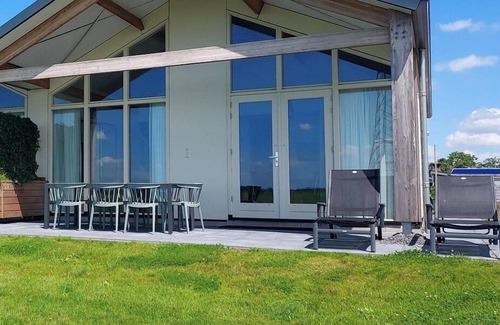 Akkrum House | Stay in our attached Anchor 6 bungalow with panoramic views.