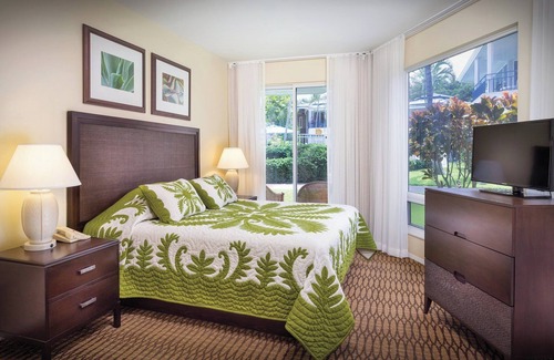 Keauhou Resort | Stay in paradise minutes from the beach