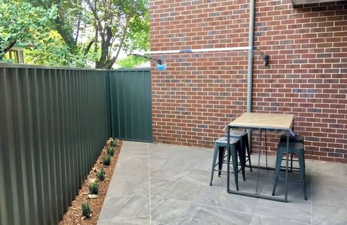 Wagga Wagga Apartment | Stay in the heart of the CBD!