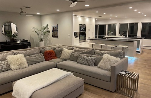 Skaneateles House | Stay in your own, private resort. 4 br with heated pool, hot tub and lake views!
