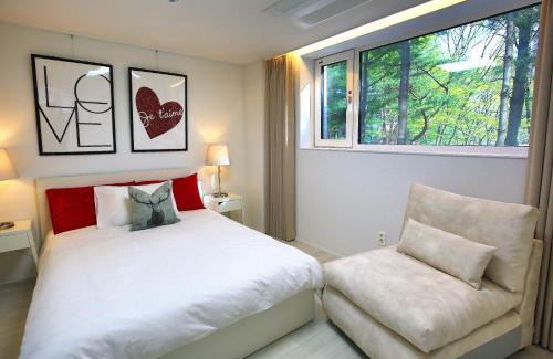Goyang House | Stay Park 1