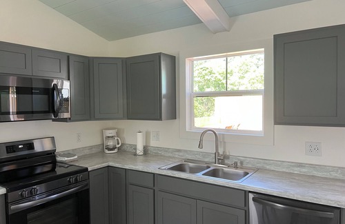 Confluence Apartment | Stay, play and relax in Ohiopyle, PA, Hot tub, Pool table, GAP, Arcade Game