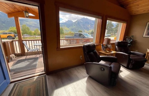 Twin Lakes Cabin | Stay Twin Lakes Cottage