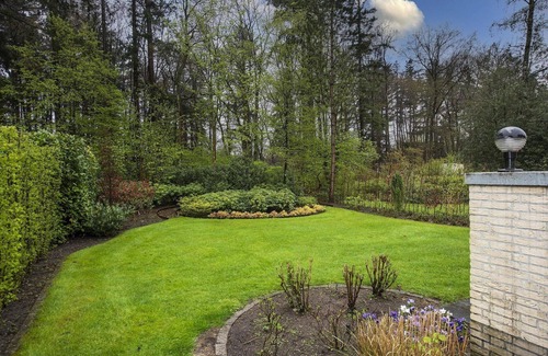 Hellendoorn House | Stay with 5 people in this beautiful bungalow