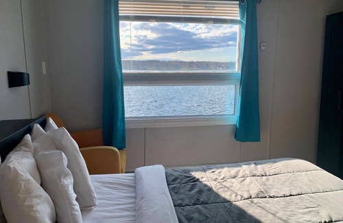 Sydney Hotel | STAY WITH US IN COMFORT @Harbourviewinn located in the heart Sydney Nova scotia