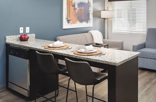 Norfolk - Virginia Beach Apartment | stayAPT Suites Suffolk-Chesapeake