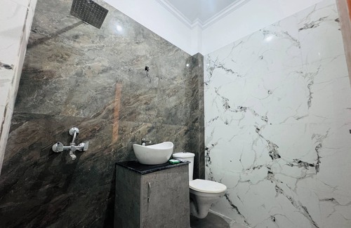 Dhikuli Hotel | Staybook The Rudveda Resort