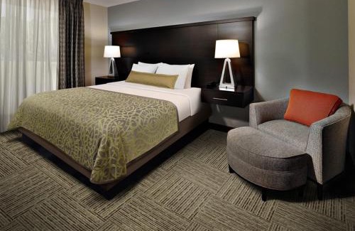 Auburn Hills Hotel | Staybridge Suites Auburn Hills by IHG