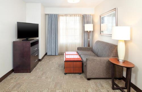 Northfield Hotel | Staybridge Suites Denver - Central Park by IHG