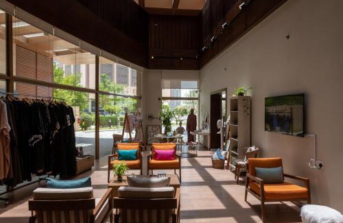 Doha Hotel | Staybridge Suites - Doha Lusail by IHG