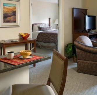Mukilteo Hotel | Staybridge Suites Everett - Paine Field by IHG