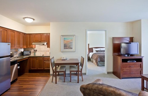 Mukilteo Hotel | Staybridge Suites Everett - Paine Field by IHG
