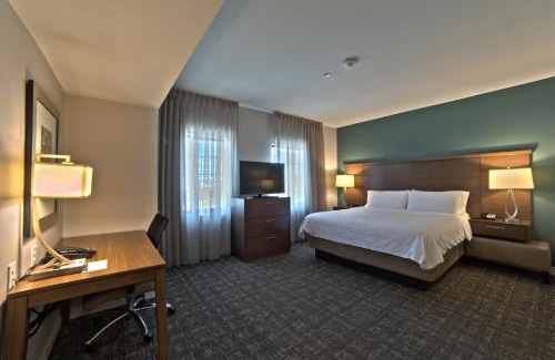 Humble Hotel | Staybridge Suites Houston - Humble Beltway 8 E by IHG