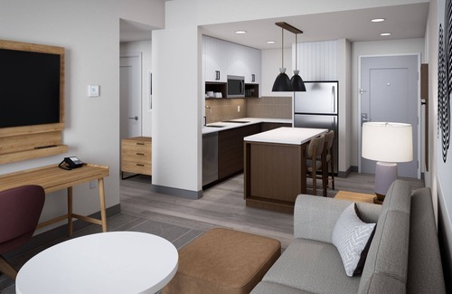 Saint-Laurent Hotel | Staybridge Suites Montréal Airport - St-Laurent by IHG