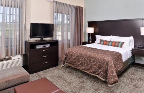 O'Fallon Hotel | Staybridge Suites O'Fallon Chesterfield by IHG