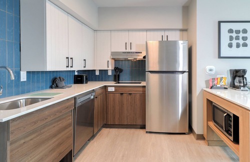 Pigeon Forge Hotel | Staybridge Suites Pigeon Forge Smoky Mtns by IHG