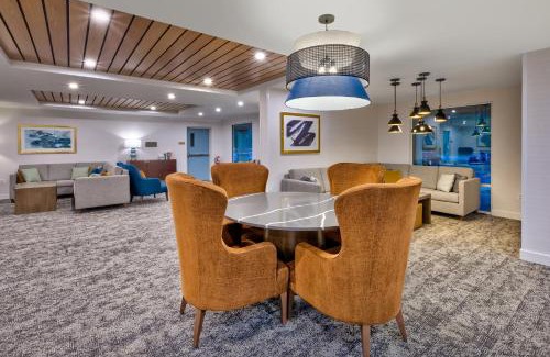 South Hills Hotel | Staybridge Suites Pittsburgh Airport by IHG