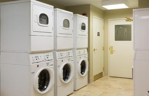 Maumee Hotel | Staybridge Suites Toledo/Maumee by IHG