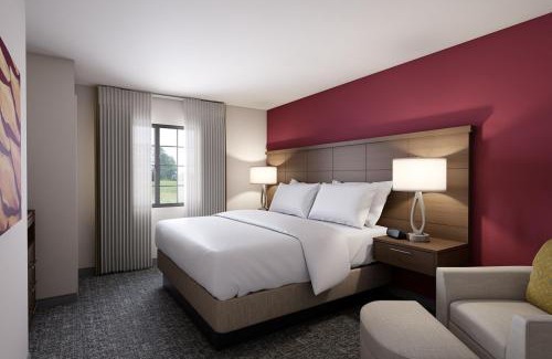 Rio Hotel | Staybridge Suites Charlottesville Airport by IHG