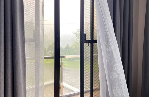 Laurel Villa | Staycation At Sandari Batulao (Overlooking Spot)
