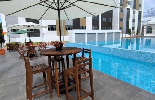 Kota Kinabalu Apartment | Staycation Houz,Sepanggar