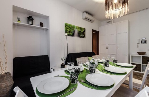 Varesine Apartment | StayEasy Fara12 - Central Station & downtown walking distance