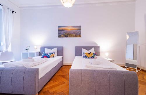 Freiburg im Breisgau Apartment | StayInn "Heart of the City" Suite