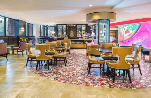 Lower Queen Anne Hotel | Staypineapple, The Maxwell Hotel, Seattle Center Seattle