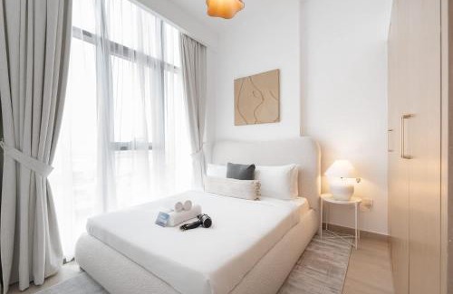 Jadaf Apartment | StayShort - Al Jaddaf sleeps 4 with Swimming Pool and Gym