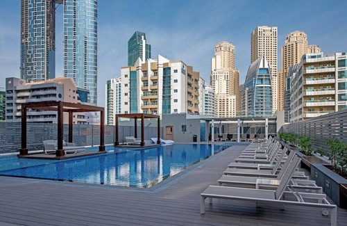 Dubai Marina Apartment | StayShort - Cozy & Bright Studio Retreat for 3 in Dubai Marina