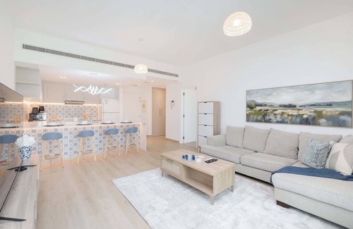 The Greens Apartment | StayShort - The Greens for 2 in an Amazing Location!