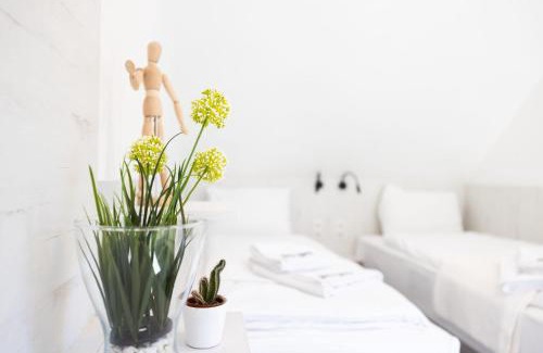 Ost House | StayStay Guesthouse I 24 Hours Check-In