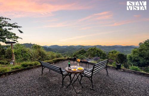 Mananthavady House | StayVista at Griha Sankalpa with Mountain View, BBQ