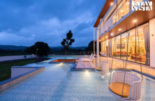 Pali Villa | StayVista at Nilaya By The Lake with Infinity Pool