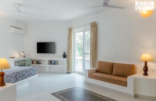 Mandrem Apartment | StayVista at Suite De Regal
